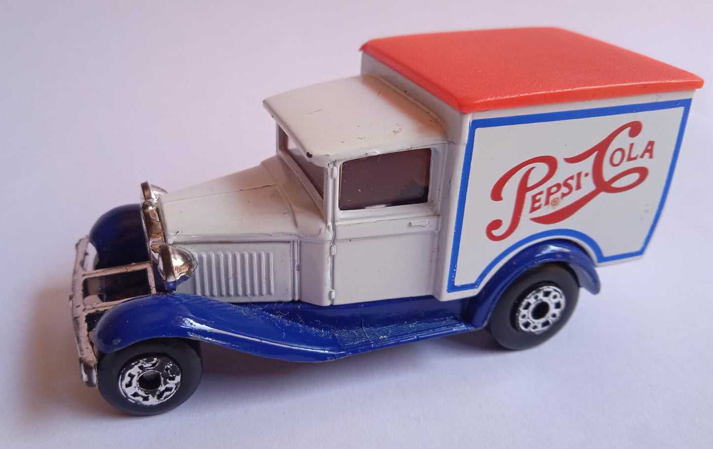 Camión de reparto de Pepsi Cola. Ford de 1979