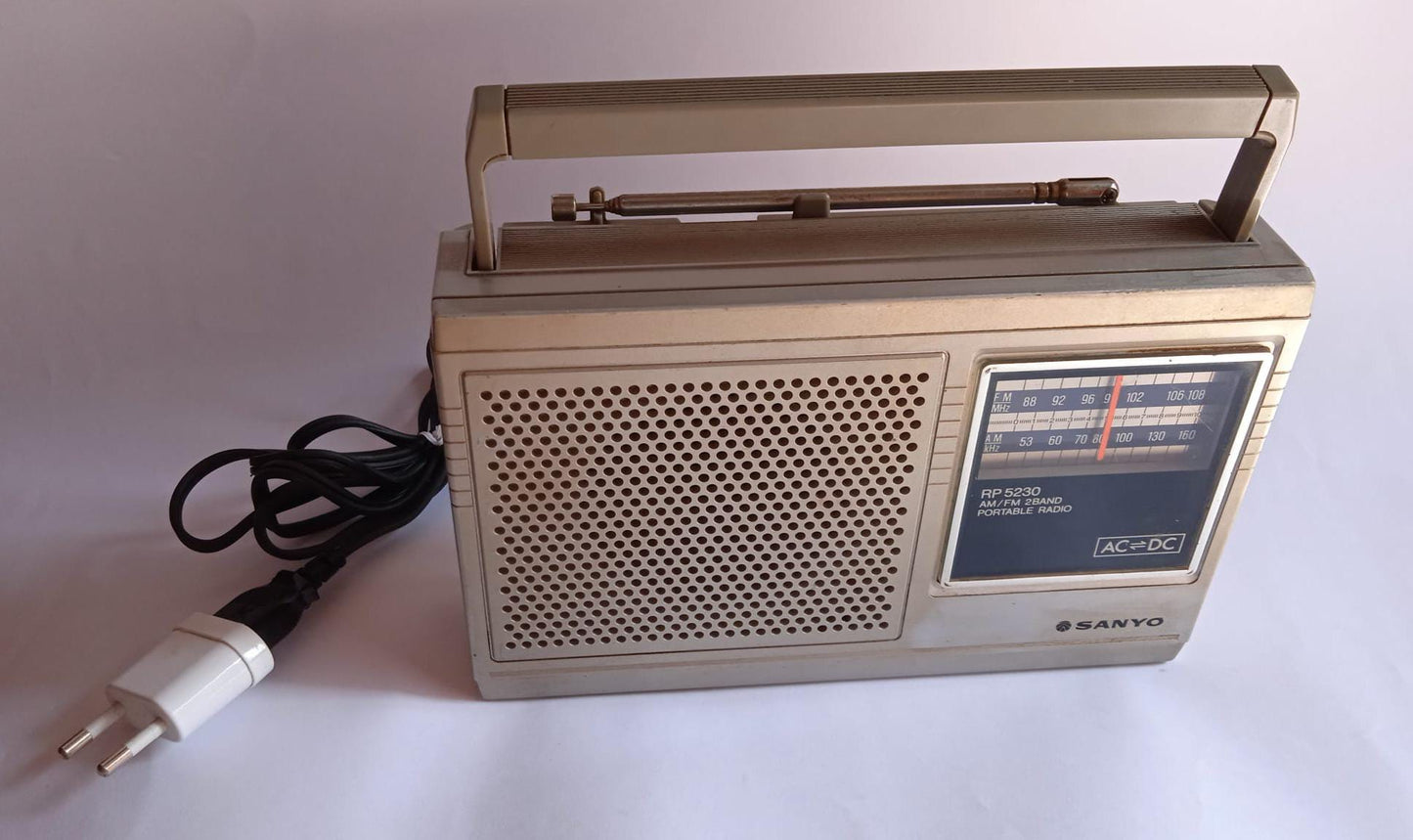 Radio SANYO retro