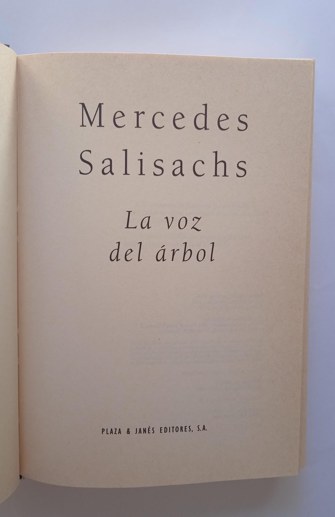 Libro La voz del árbol. Mercedes Salisachs. 1999