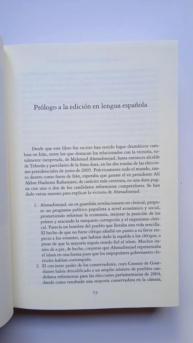 Libro Las raíces del Irán moderno. Nikki R. Keddie